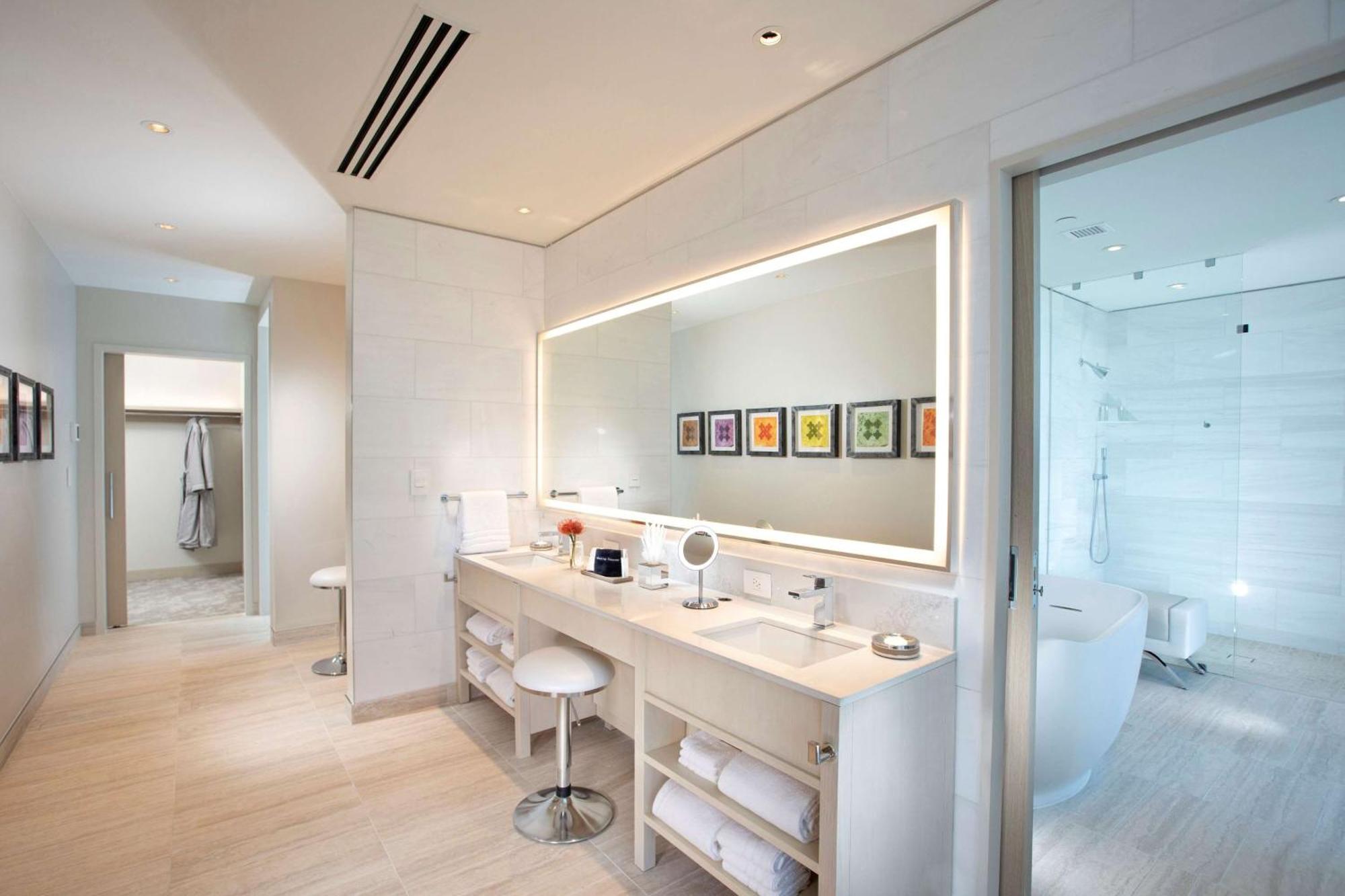 Hall Arts Hotel Dallas, Curio Collection By Hilton Экстерьер фото