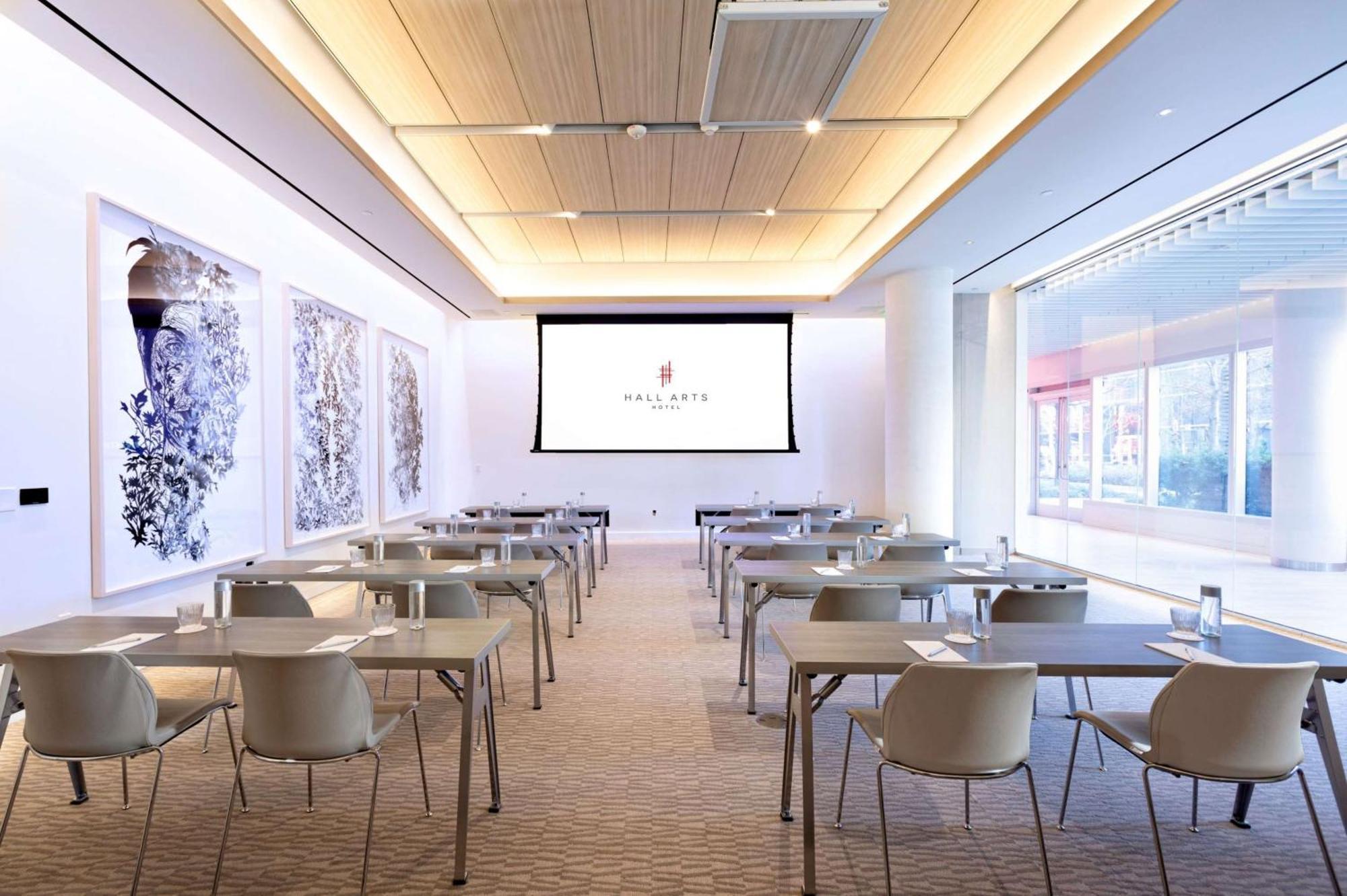 Hall Arts Hotel Dallas, Curio Collection By Hilton Экстерьер фото