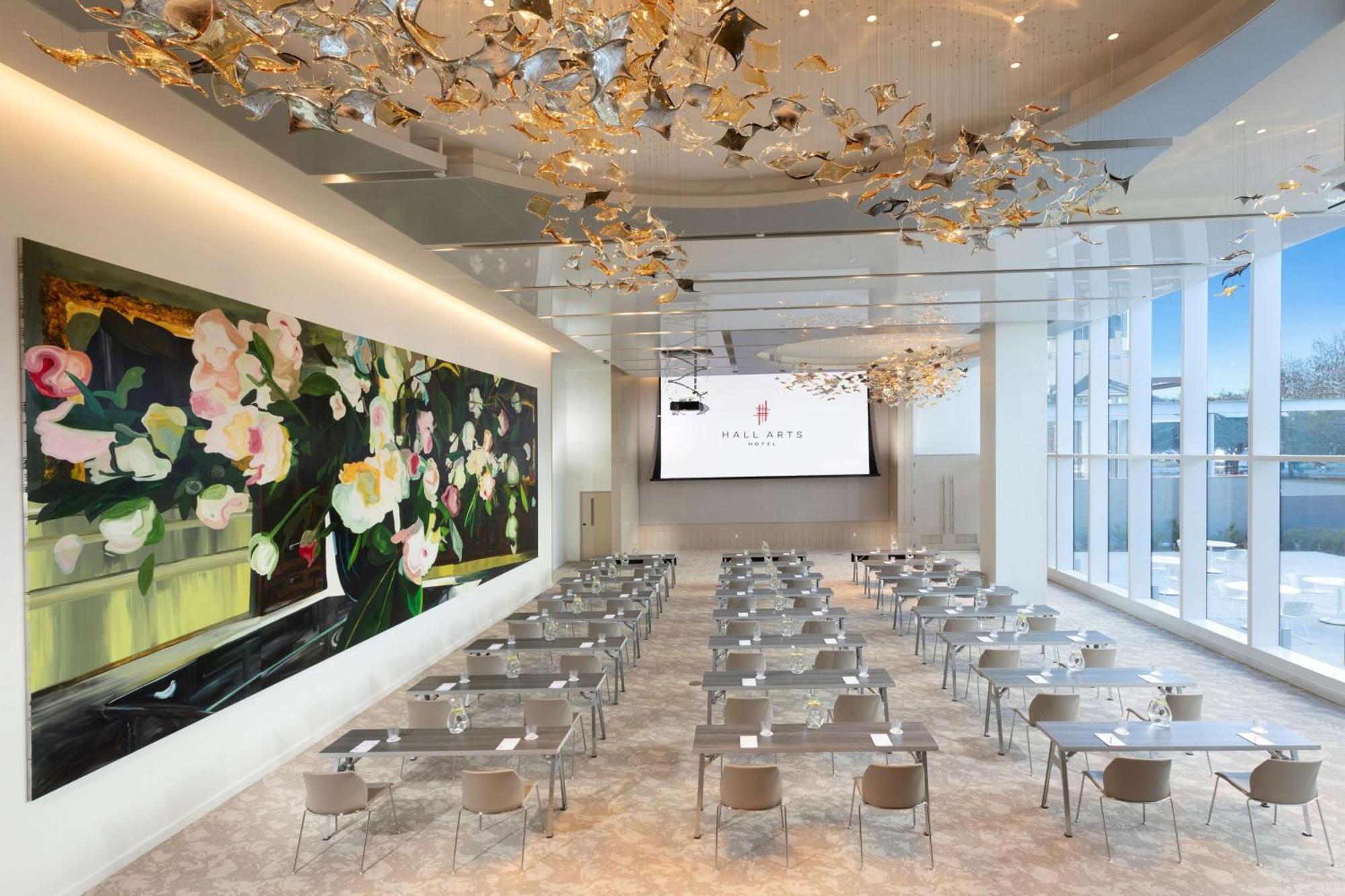 Hall Arts Hotel Dallas, Curio Collection By Hilton Экстерьер фото