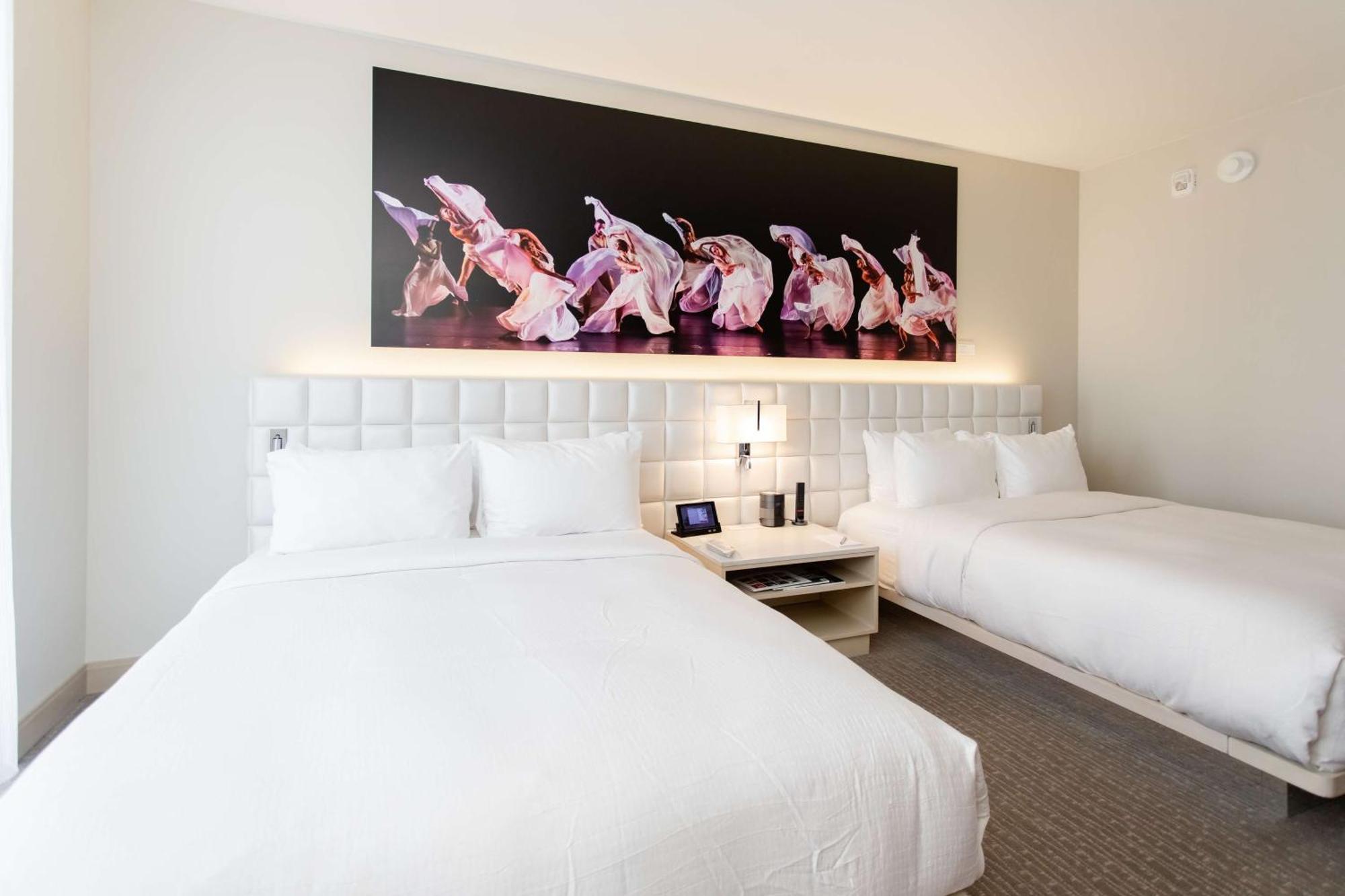Hall Arts Hotel Dallas, Curio Collection By Hilton Экстерьер фото