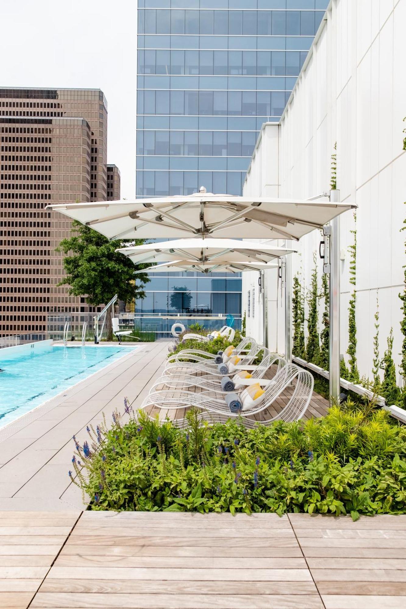 Hall Arts Hotel Dallas, Curio Collection By Hilton Экстерьер фото